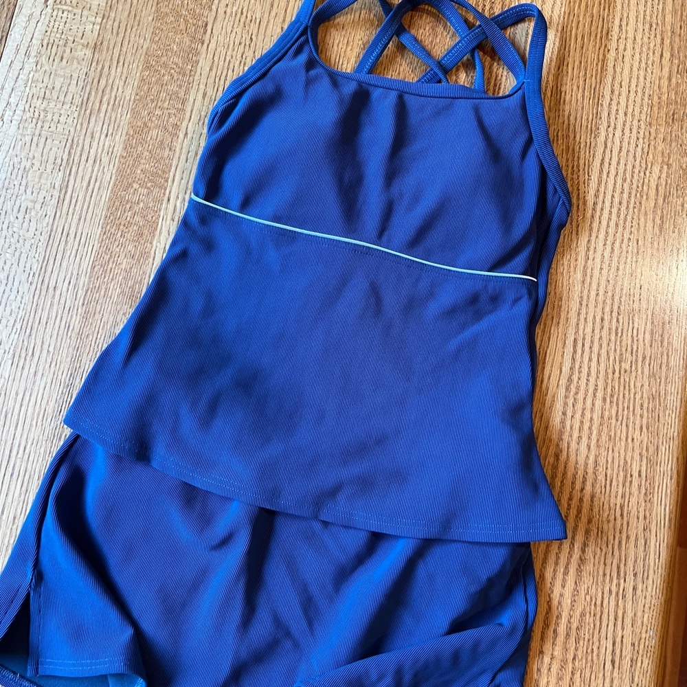 Lands’ End Size 4 Women’s Two Piece Swim Set